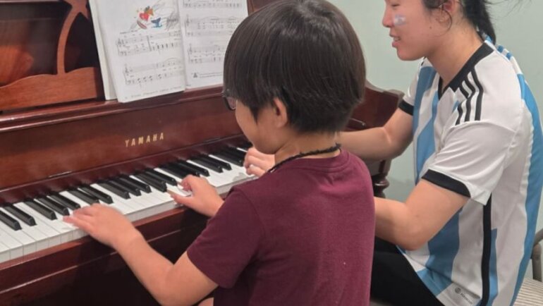 How Long Should a Beginner Practice Piano Each Day?